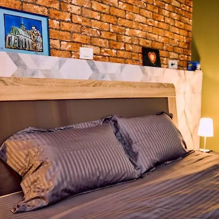 Magical Moments - Adonis Studio Apartment *